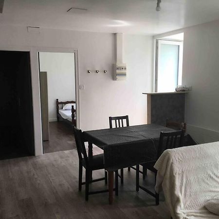 Vila Maison Au Calme Recemment Renovee Lescouet-Jugon Exteriér fotografie