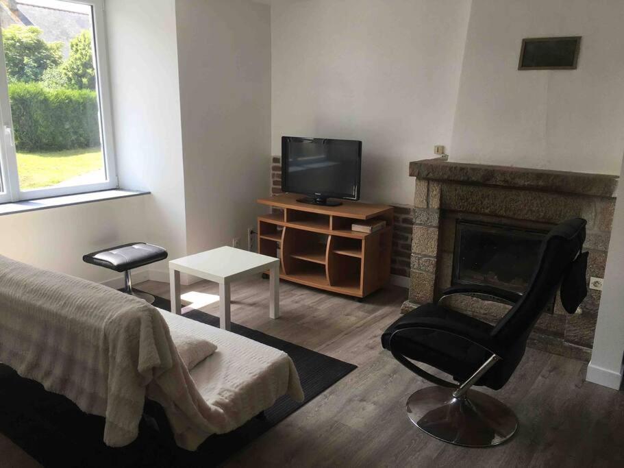 Vila Maison Au Calme Recemment Renovee Lescouet-Jugon Exteriér fotografie