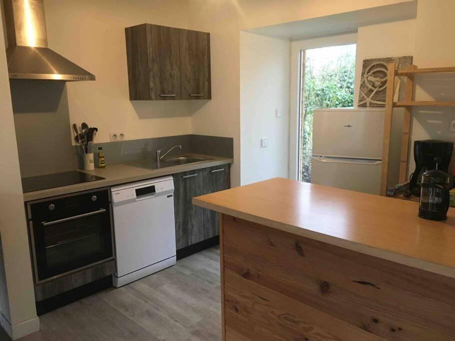 Vila Maison Au Calme Recemment Renovee Lescouet-Jugon Exteriér fotografie