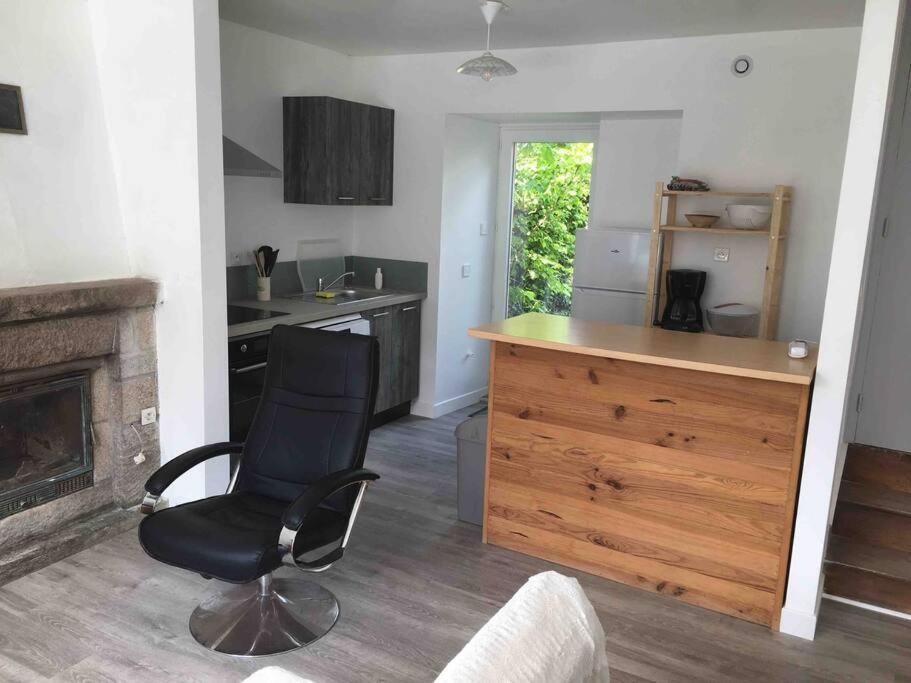 Vila Maison Au Calme Recemment Renovee Lescouet-Jugon Exteriér fotografie